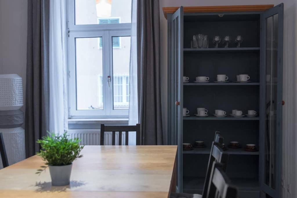 Cosy And Spacious Apartment In The Heart Of Innsbruck Kültér fotó